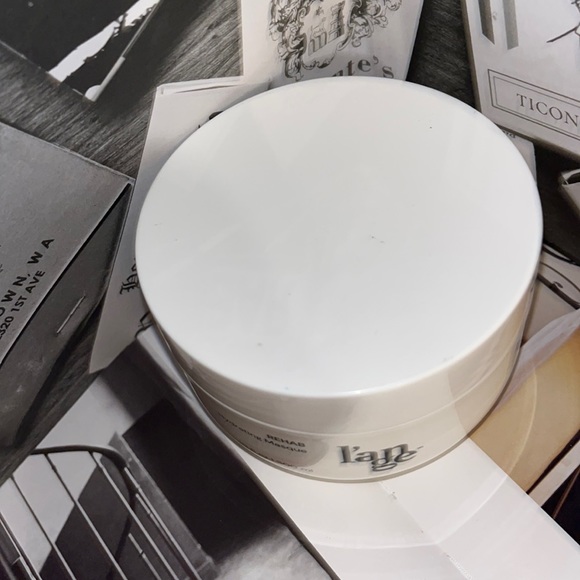 🧖🏻‍♂️⚪️•⚫️ L’ange x Rehab x Spoil thine scalp Vibes•🧖🏻‍♂️⚪️ - Picture 2 of 5